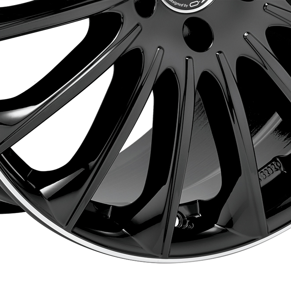 18 Inch MSW (by OZ) 30 Gloss Black Alloy Wheels