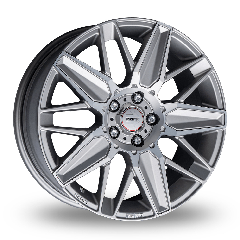 18 Inch Momo Evoluzione Silver Polished Alloy Wheels