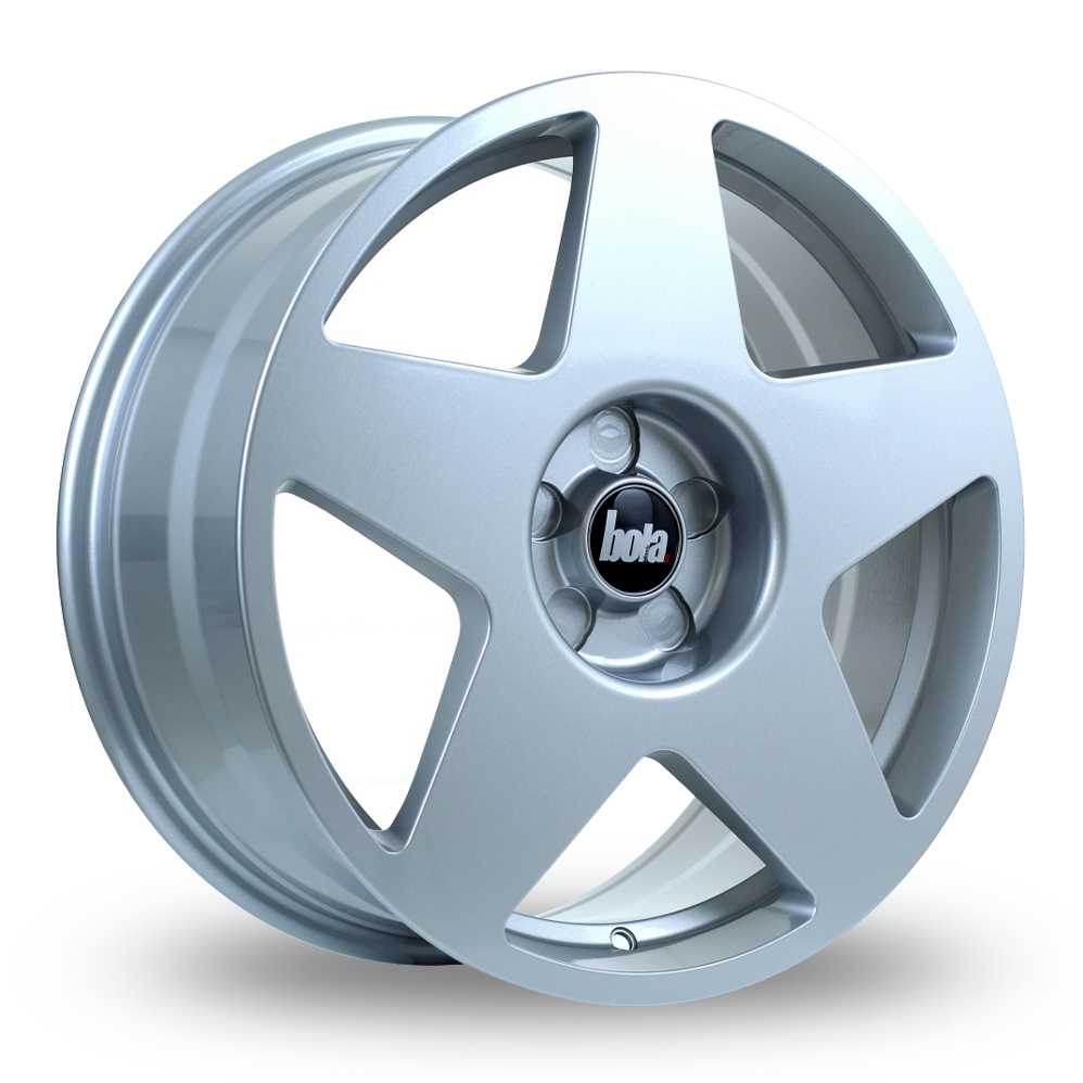 17 Inch Bola B10 Silver Alloy Wheels