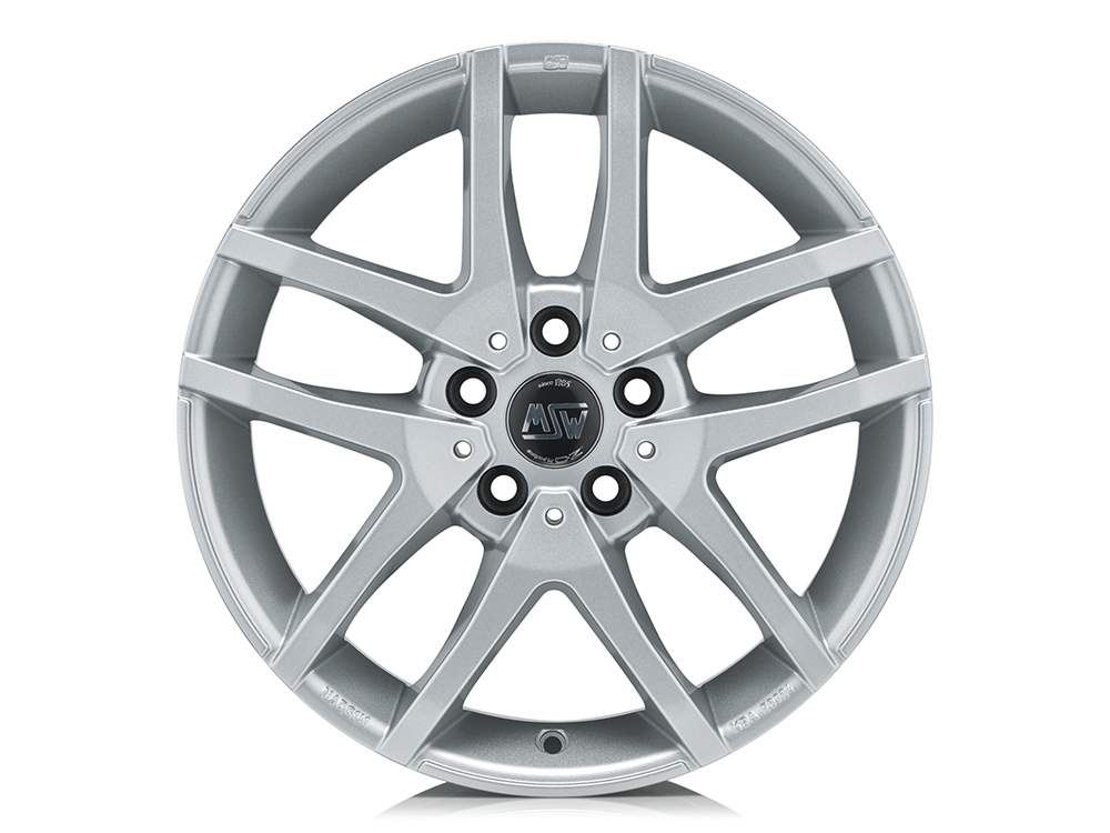 17 Inch MSW (by OZ) MSW 28 Silver Alloy Wheels