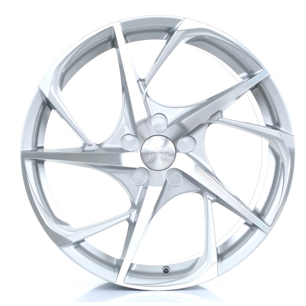 19 Inch Bola B18 Silver Polished Face Alloy Wheels