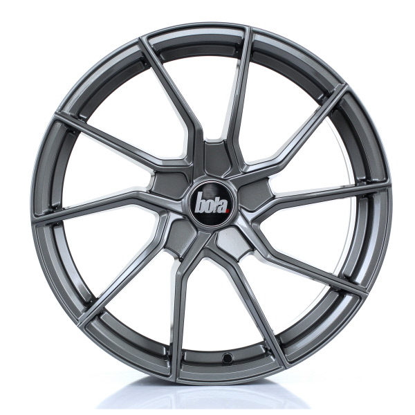 17 Inch Bola B25 Gloss Gunmetal Alloy Wheels